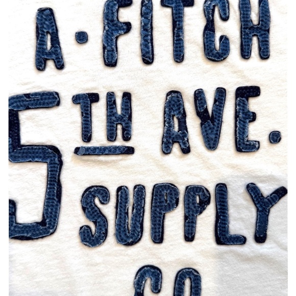 Abercrombie & Fitch Men’s  Tee Size M – White - Picture 2 of 4